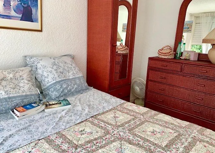 T3 Spacieux, 6 Pers., Jardin Et Parking, Quartier Calme - Fr-1-607-106 * Agde